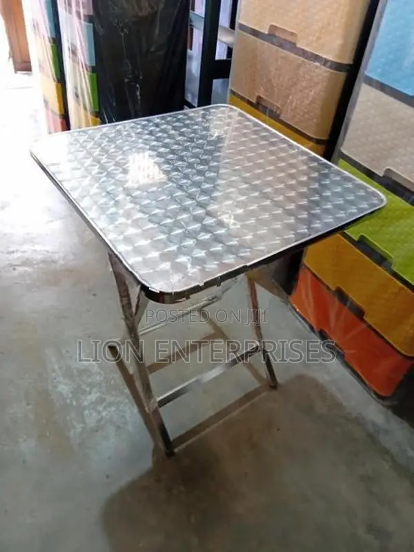 Aluminium Tables 2×2