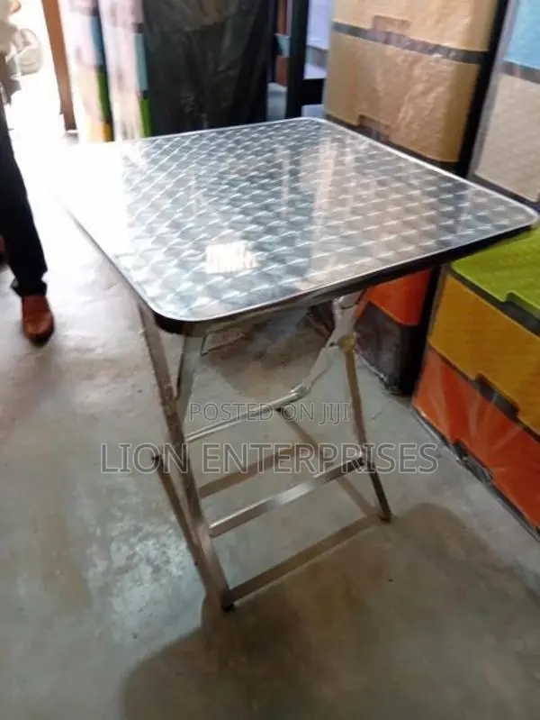 Aluminium Tables 2×2
