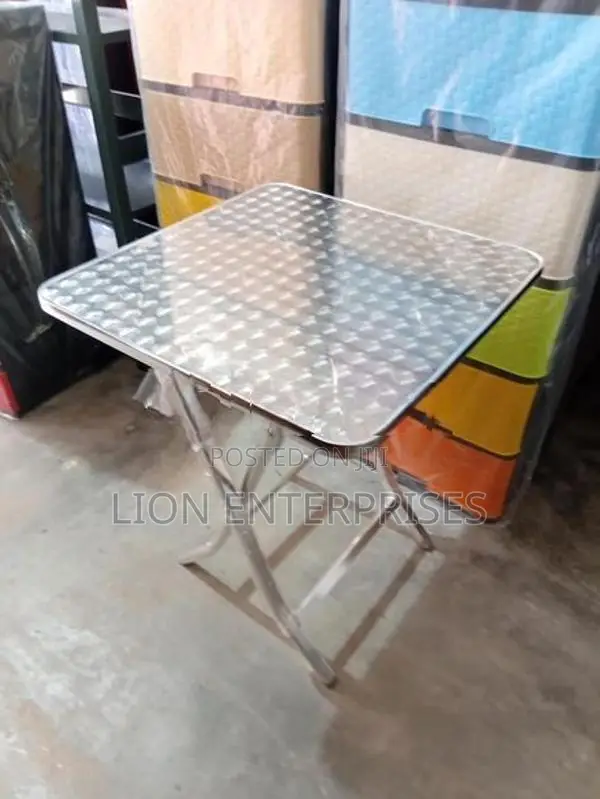 Aluminium Tables 2×2