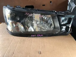 Subaru Forester Head lamp
