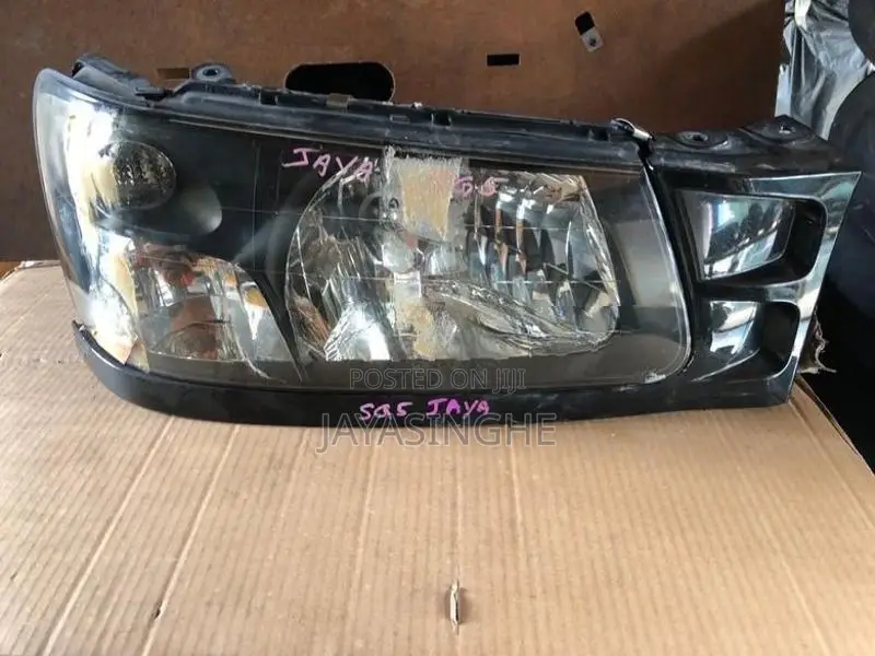 Subaru Forester Head lamp