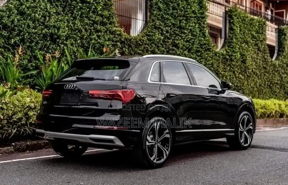 Audi Q3 S Line 2024