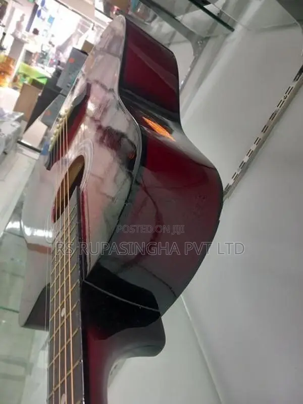 Box Guitar