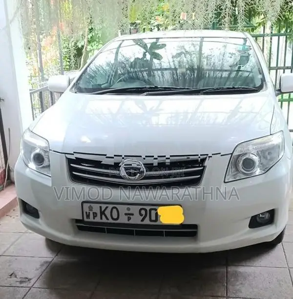 Toyota Axio 2010