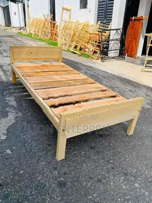 Single Actoniya Wooden Beds