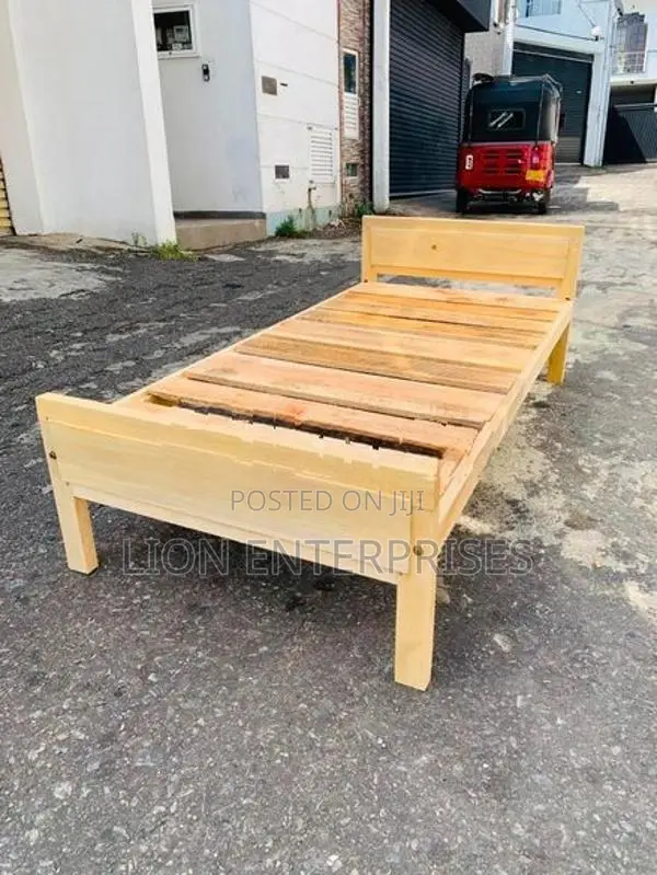 Single Actoniya Wooden Beds
