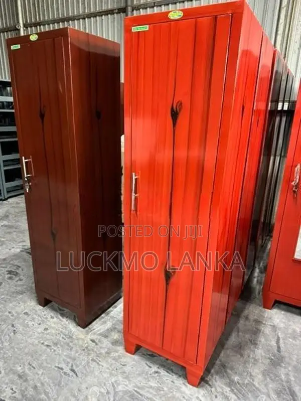 New 6x1.5 Size One Door Steel Cupboard (Ff11)