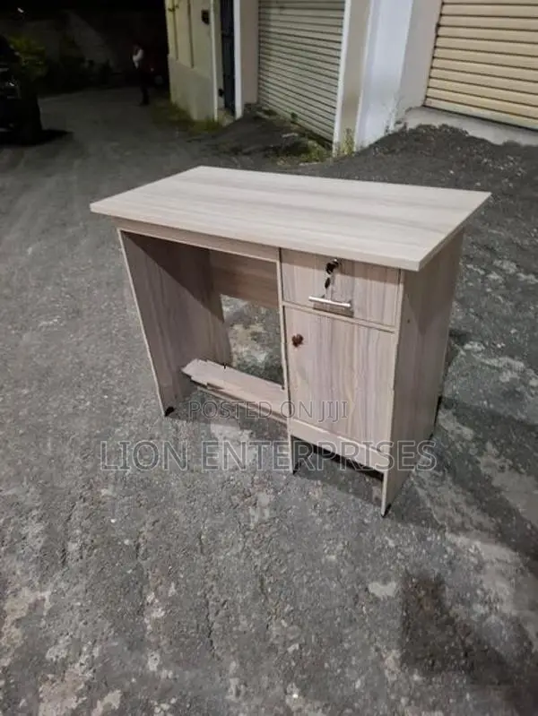 3ft Melamine Office Tables