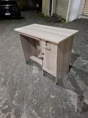 3ft Melamine Office Tables