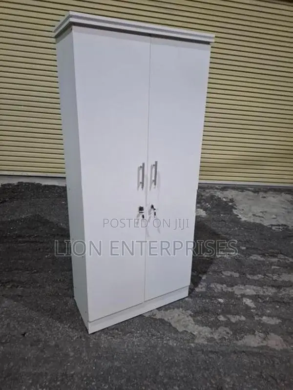 6×2.5 White Color Melamine Cupboards