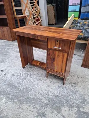 Melamine Office Tables