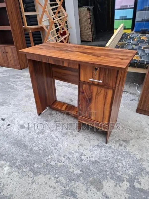 Melamine Office Tables