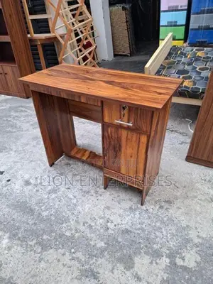 Melamine Office Tables