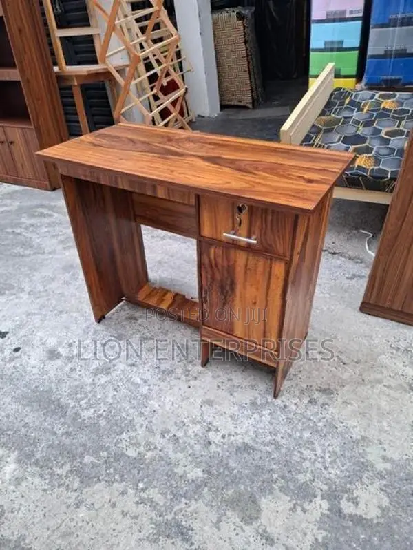 Melamine Office Tables