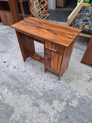 Melamine Office Tables
