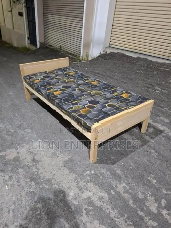 Single Bed with Mattress 6×3ft