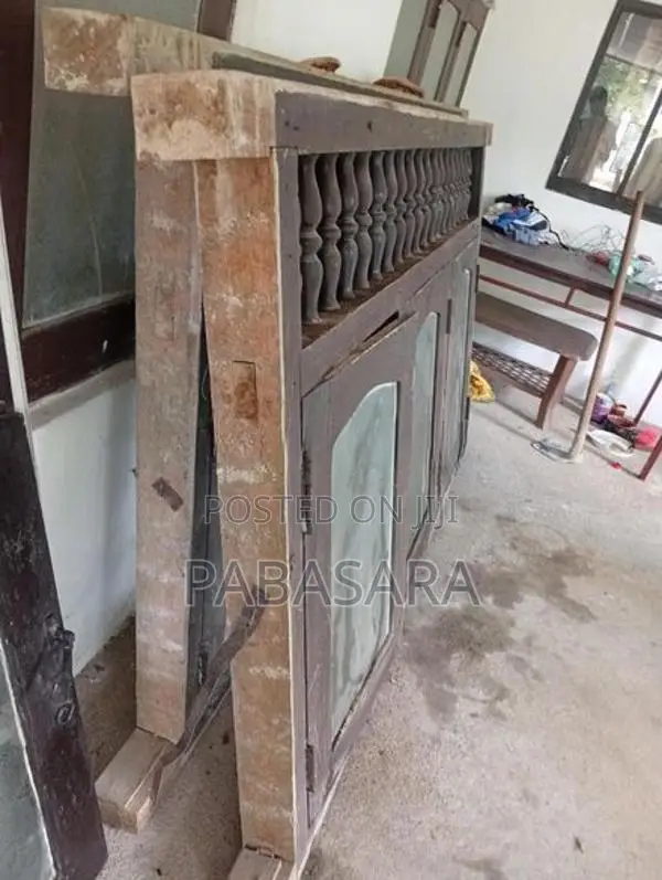 Teak Wood Windows ( තේක්ක දැව ජනෙල් )