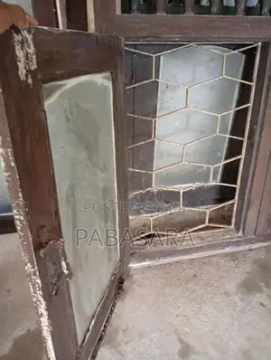 Teak Wood Windows ( තේක්ක දැව ජනෙල් )