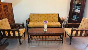 Nadun Settee set with Coffee Table