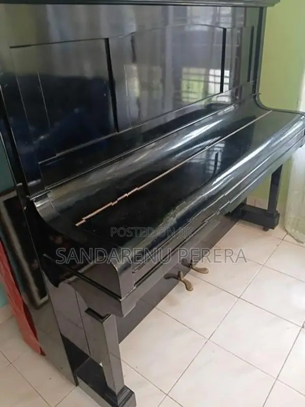 Yamaha Piano