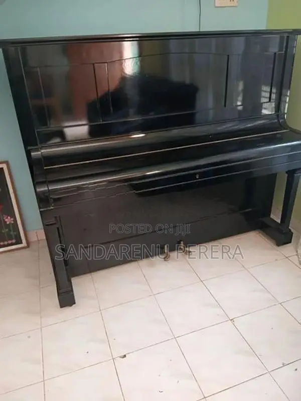 Yamaha Piano