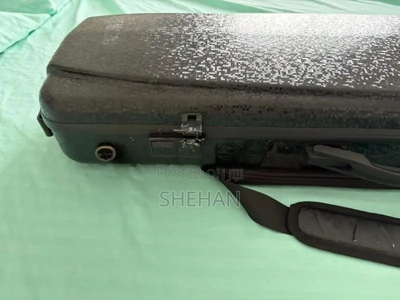 Violin Case (Carbon Fibre)