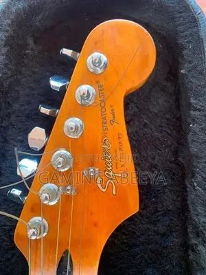 Squier Fender Guitar