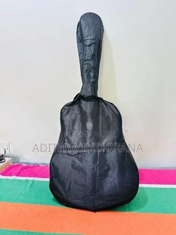 Box Guitar