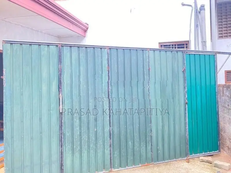 12.6 Ft Gate