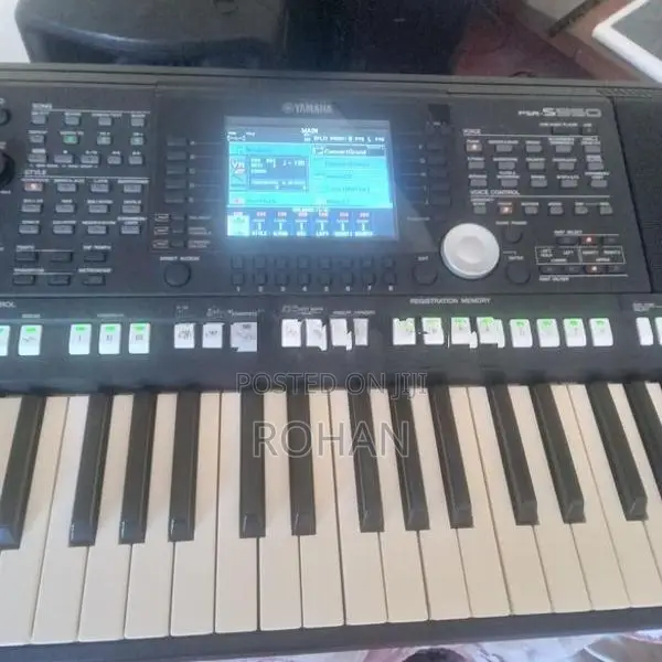 Yamaha Keyboard