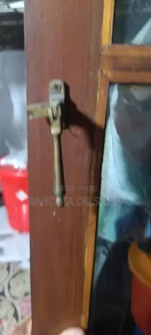ජනෙල් පියන්
