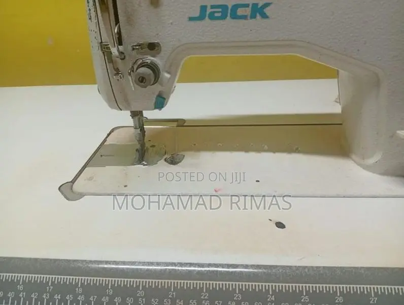 Jack F4 Sewing Machine