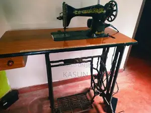 Singer Sewing Machine