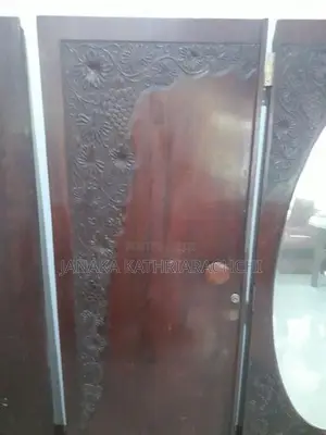 Antique Almariya