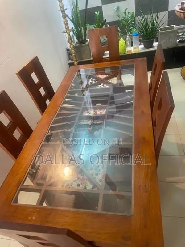 Dining Table with 6 Chairs