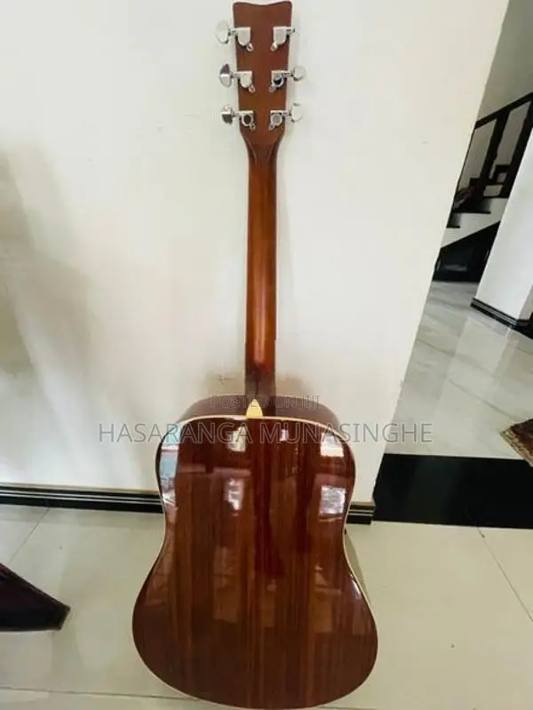 Yamaha Acoustic Guitar with Bag