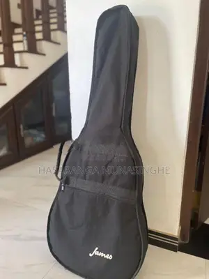 Yamaha Acoustic Guitar with Bag