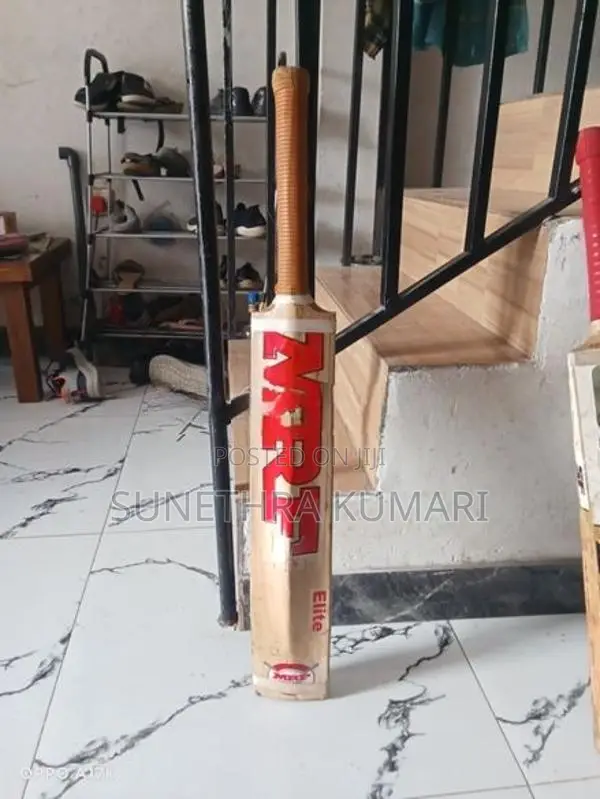 MRF cricket bat