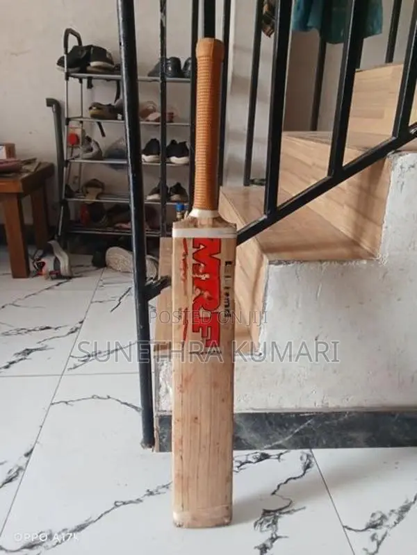 MRF cricket bat