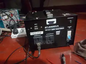 110v ට්‍රාන්ස්ෆෝමරය