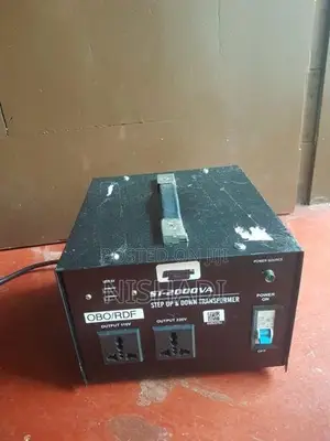 110v ට්‍රාන්ස්ෆෝමරය