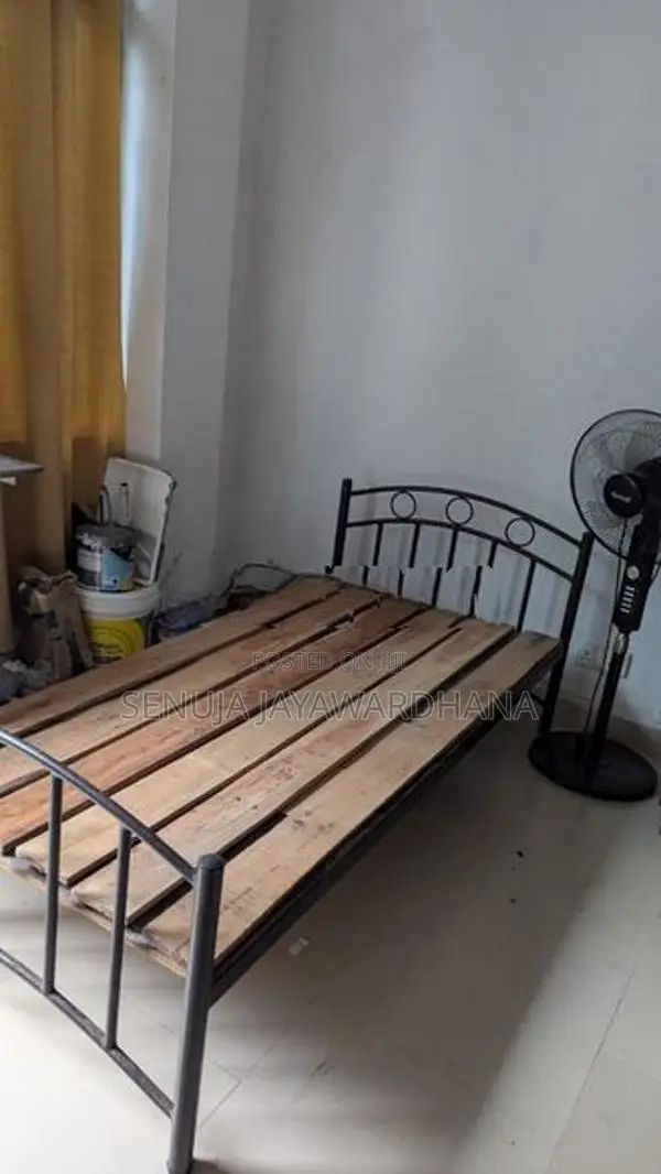 Single Metal Bed Frame with Wooden Slats