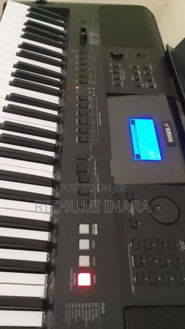 YAMAHA E453 KEYBOARD