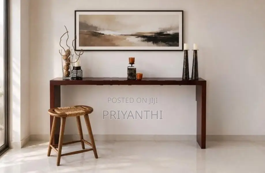 Living with dining furniture in excellent condition