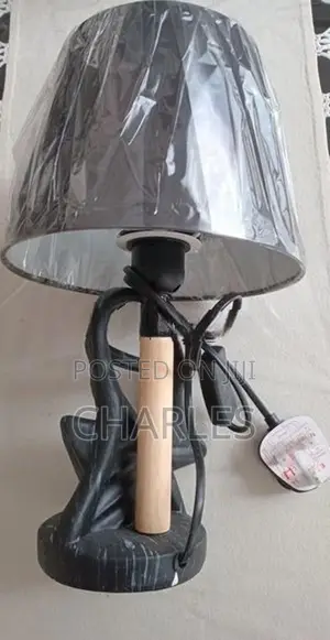 Table lamp