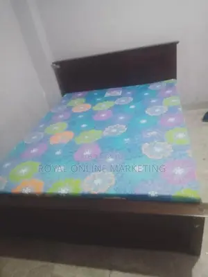 King Size Bed with Double Layer Mattress (E-7)