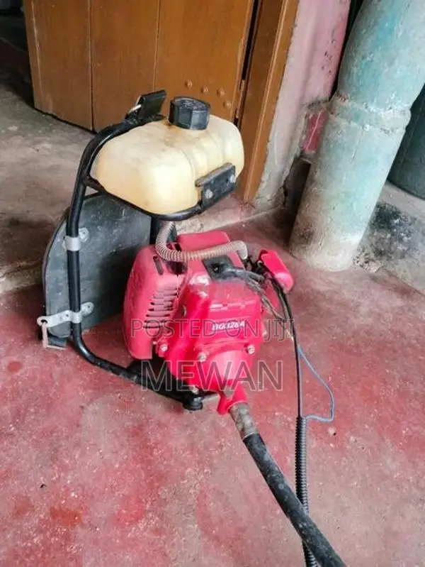 Grass Cutter Machine