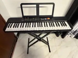 Yamaha PSR-F52