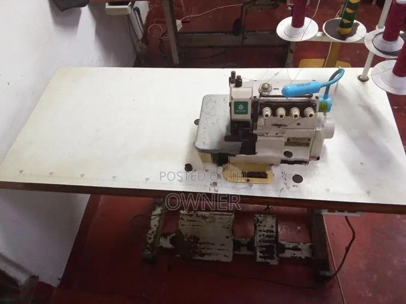 Zoje Overlock Machine