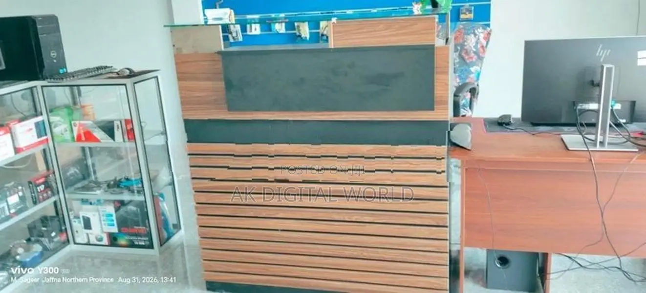 Cashier Table
